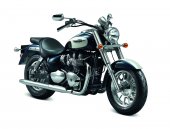 2011 Triumph America photo